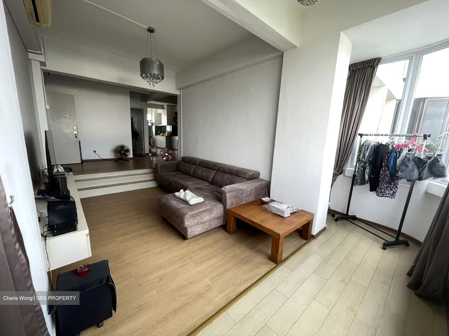 Lakepoint Condominium (D22), Condominium #577330061